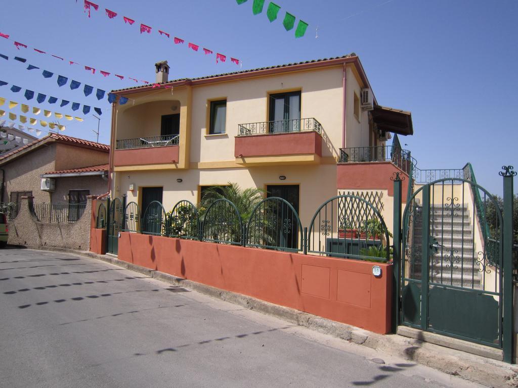 Casa Vacanze - Villa San Pietro Zewnętrze zdjęcie