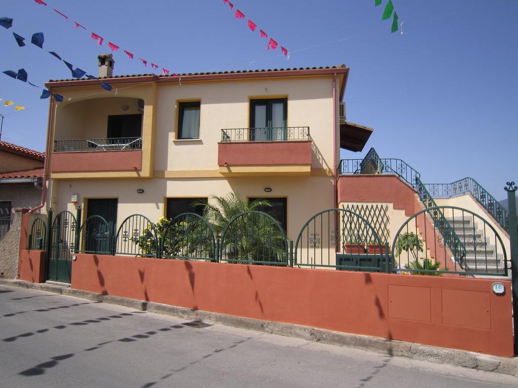 Casa Vacanze - Villa San Pietro Zewnętrze zdjęcie